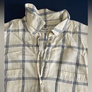 Women’s Madewell button down. White and blue
